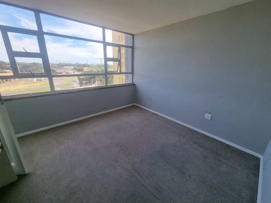 To Let 2 Bedroom Property for Rent in Townsend Estate Western Cape